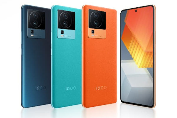 iQOO Neo7 Racing Edition in colors
